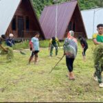 Satgas Pamtas Yonarmed 11 Kostrad Ciptakan Lingkungan Bersih di Desa Tau Lumbis,Nunukan