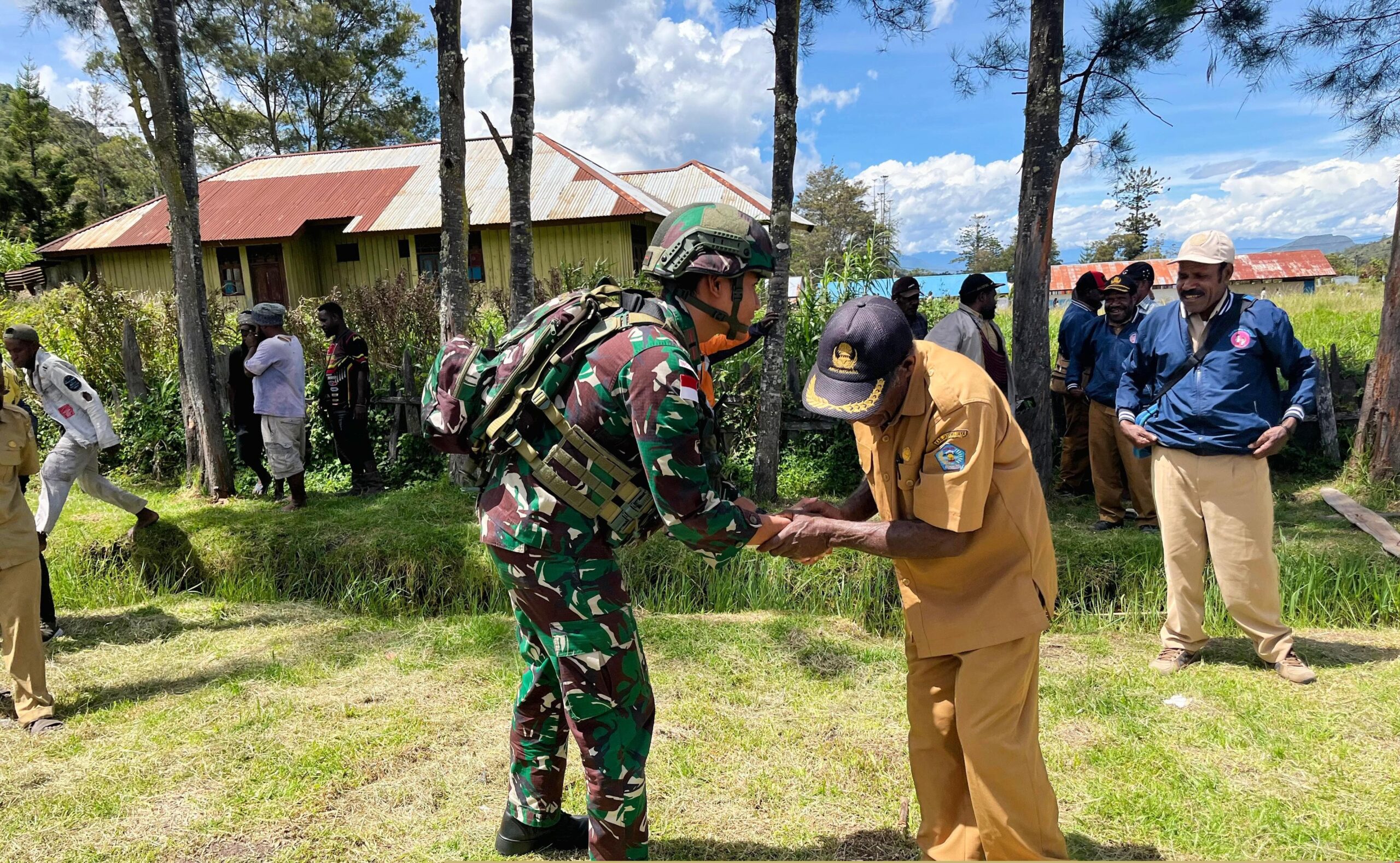 Satgas Yonif 521/DY Laksanakan Rapat Koordinasi Dengan Instansi Terkait Menyambut HUT RI ke -80Tahun  2025