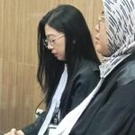 MENJARAH RUMAH ARI MULYANI DAPAT 2 GITAR DAN TV. TANGIS JOSUA ANAK YAYIM PIATU PECAH DALAM RUANG SIDANG MENYESAL IKUT MENJARAH RUMAH SRIMULYANI. MENJARAH RUMAH ARI MULYANI DAPAT 2 GITAR DAN TV. TANGIS JOSUA ANAK YAYIM PIATU PECAH DALAM RUANG SIDANG MENYESAL IKUT MENJARAH RUMAH SRIMULYANI.