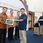 Harison Mocodompis, menghadiri kegiatan Serah Terima Sertipikat Tanah Barang Milik Negara (BMN) pada kementerian dan lembaga di lingkup wilayah kerja Provinsi Banten.