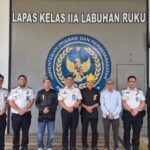 Kalapas Labuhan Ruku Terima Kunjungan Audiensi Majelis Kedatukan Melayu Batu Bara. Kalapas Labuhan Ruku Terima Kunjungan Audiensi Majelis Kedatukan Melayu Batu Bara.